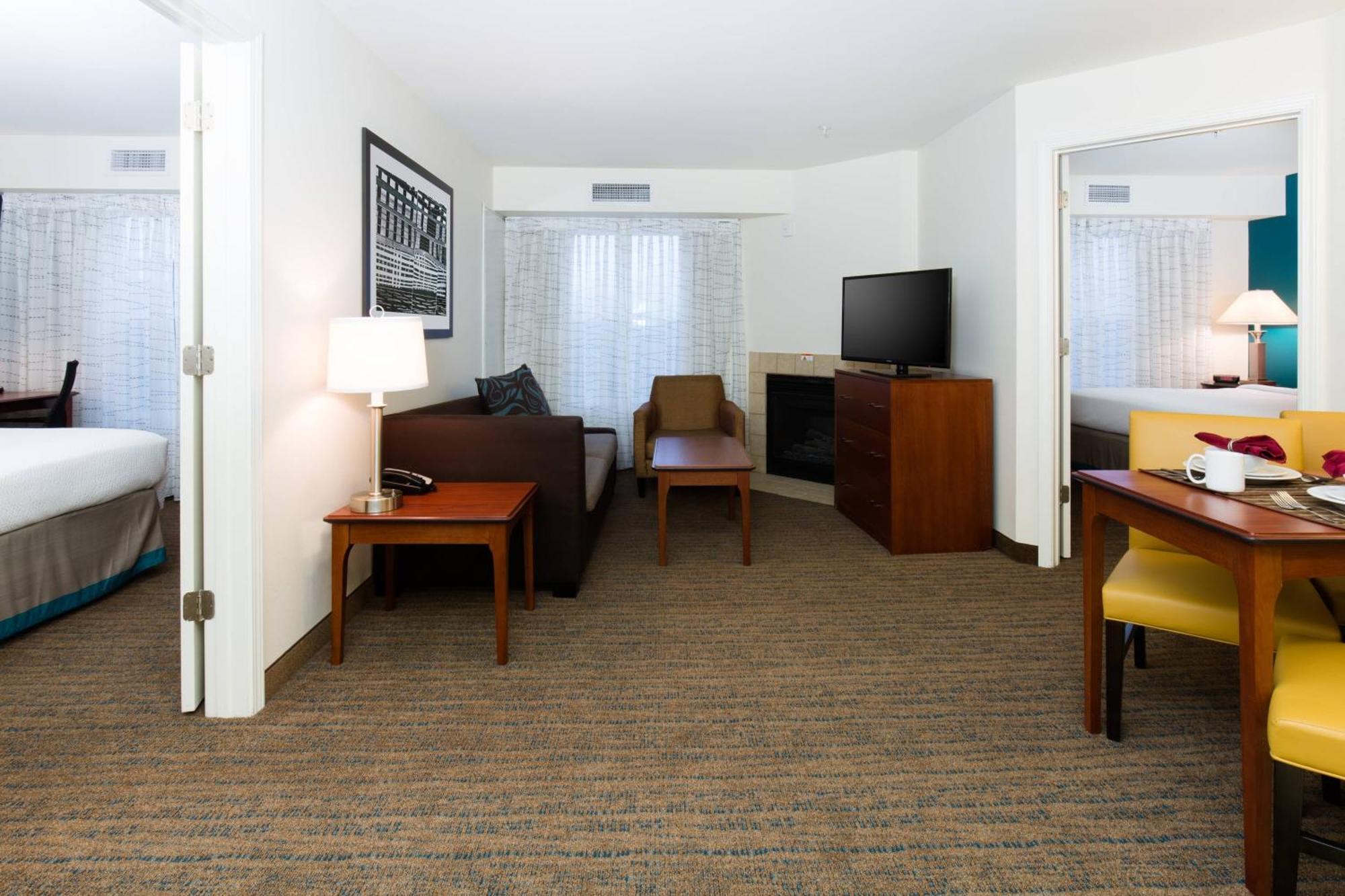 Residence Inn By Marriott Baton Rouge Near Lsu Bagian luar foto