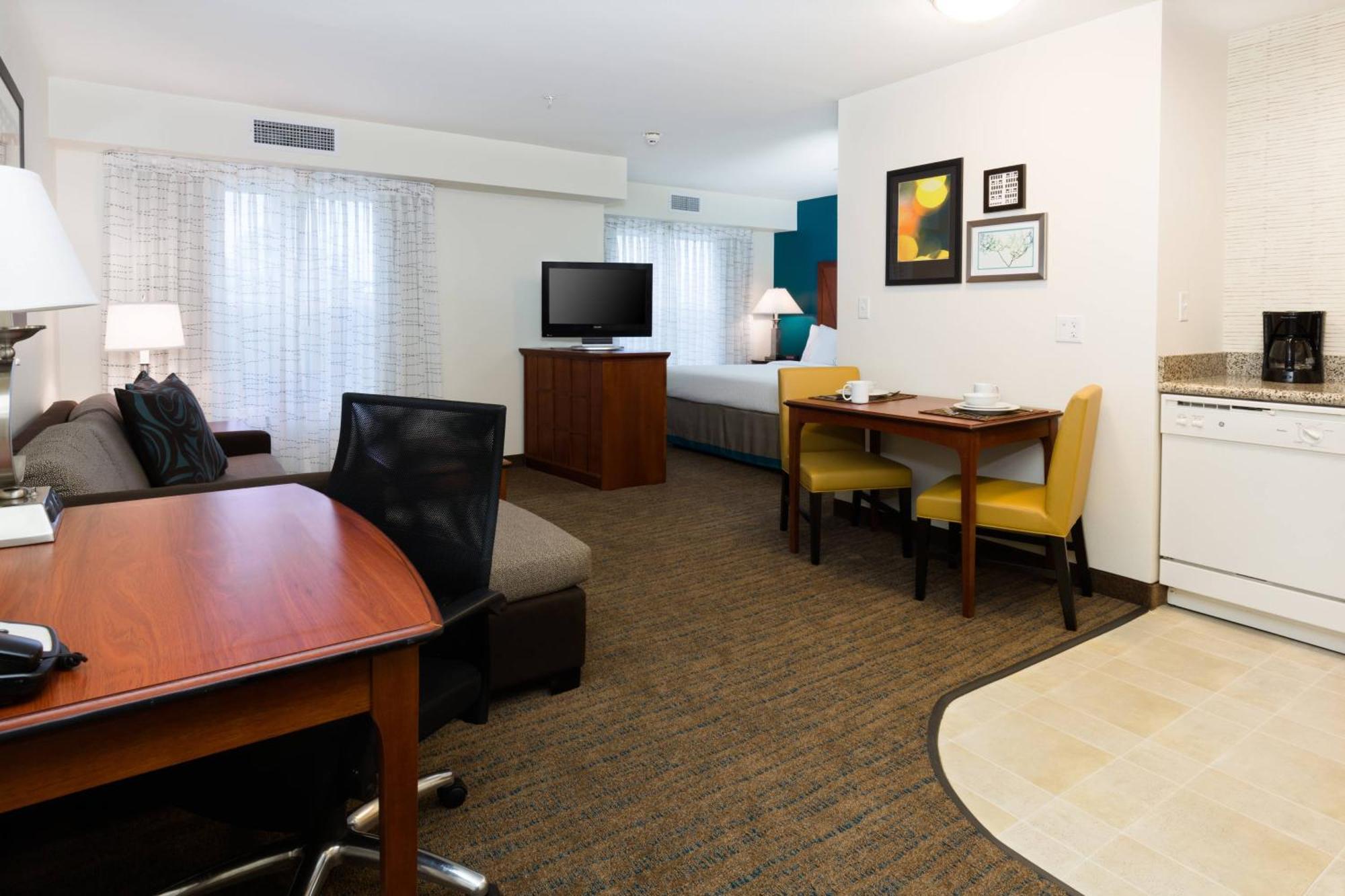 Residence Inn By Marriott Baton Rouge Near Lsu Bagian luar foto