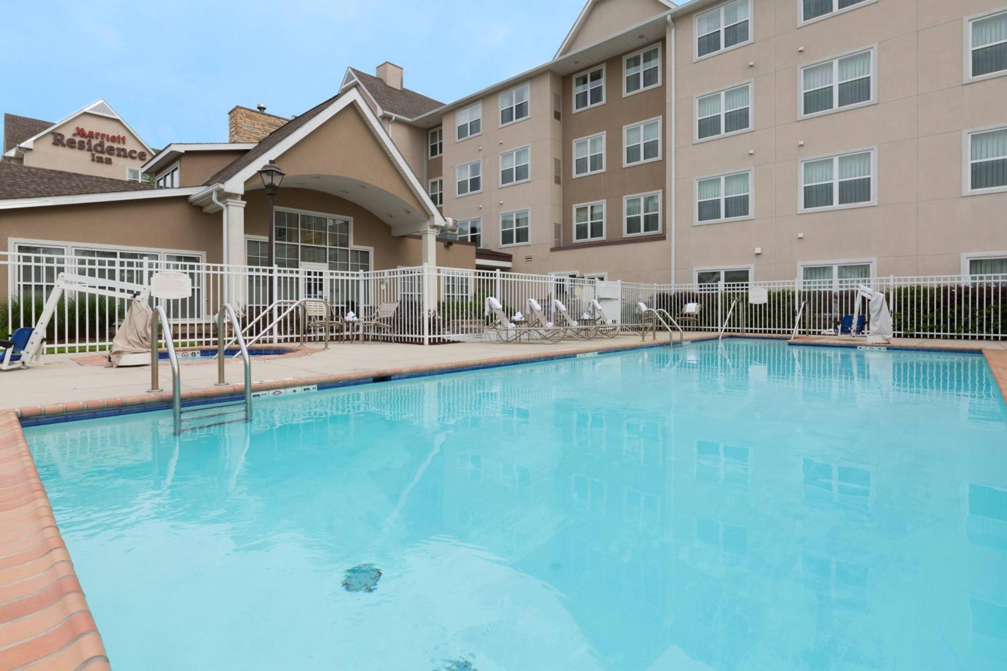 Residence Inn By Marriott Baton Rouge Near Lsu Bagian luar foto