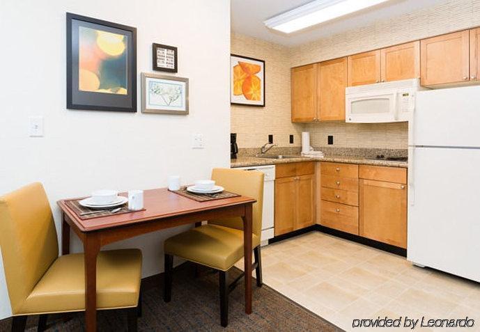 Residence Inn By Marriott Baton Rouge Near Lsu Bagian luar foto