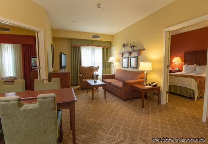 Residence Inn By Marriott Baton Rouge Near Lsu Bagian luar foto